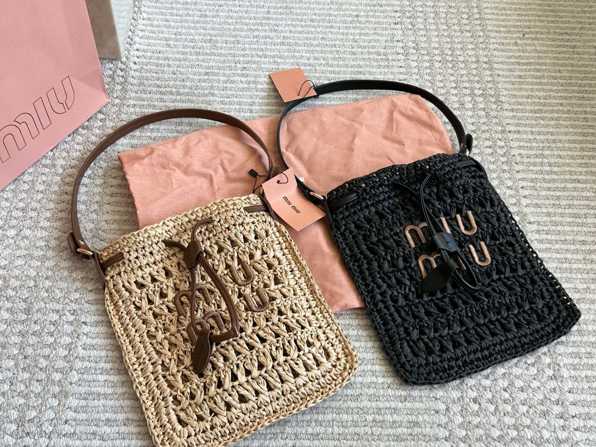 MiuMiu bag 05